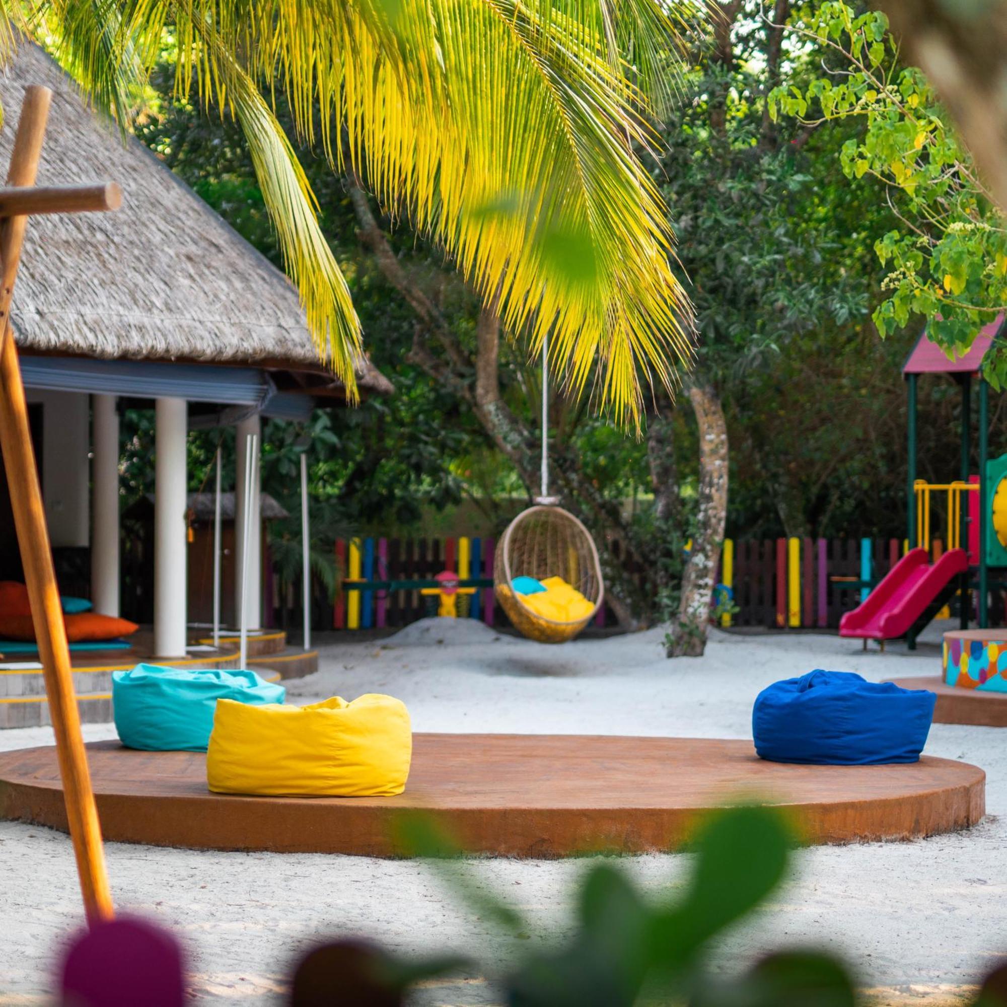 อดารัน ซีเล็ก มีทุปปารุ - พรีเมียม ออล อินคลูซีฟ Hotel Meedhoo  ภายนอก รูปภาพ