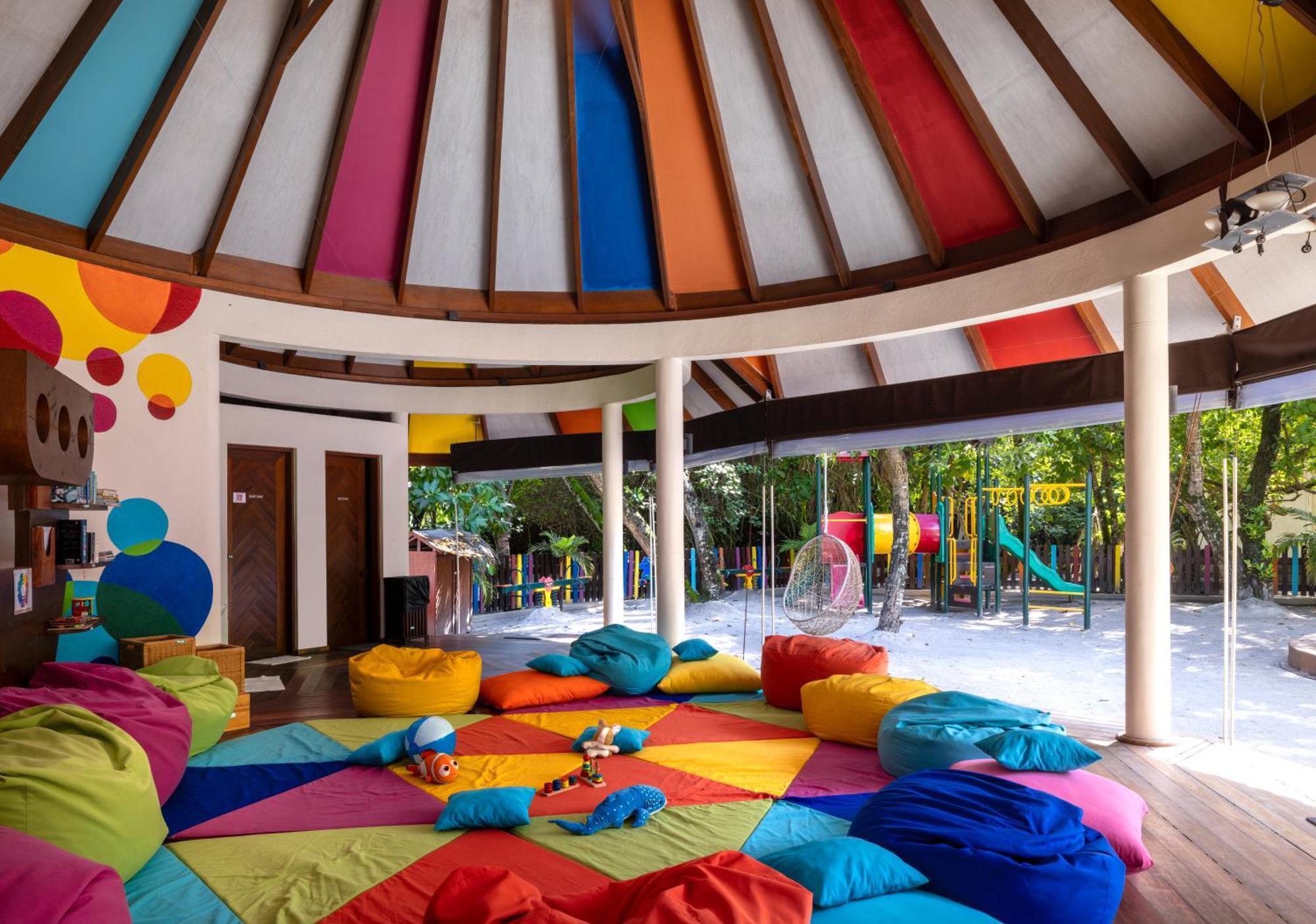 อดารัน ซีเล็ก มีทุปปารุ - พรีเมียม ออล อินคลูซีฟ Hotel Meedhoo  ภายนอก รูปภาพ